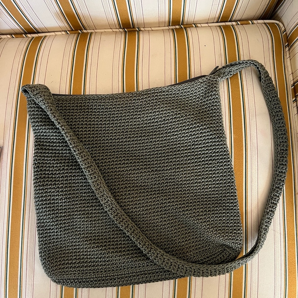 Handmade Knit Crossbody Bag in Olive Gray